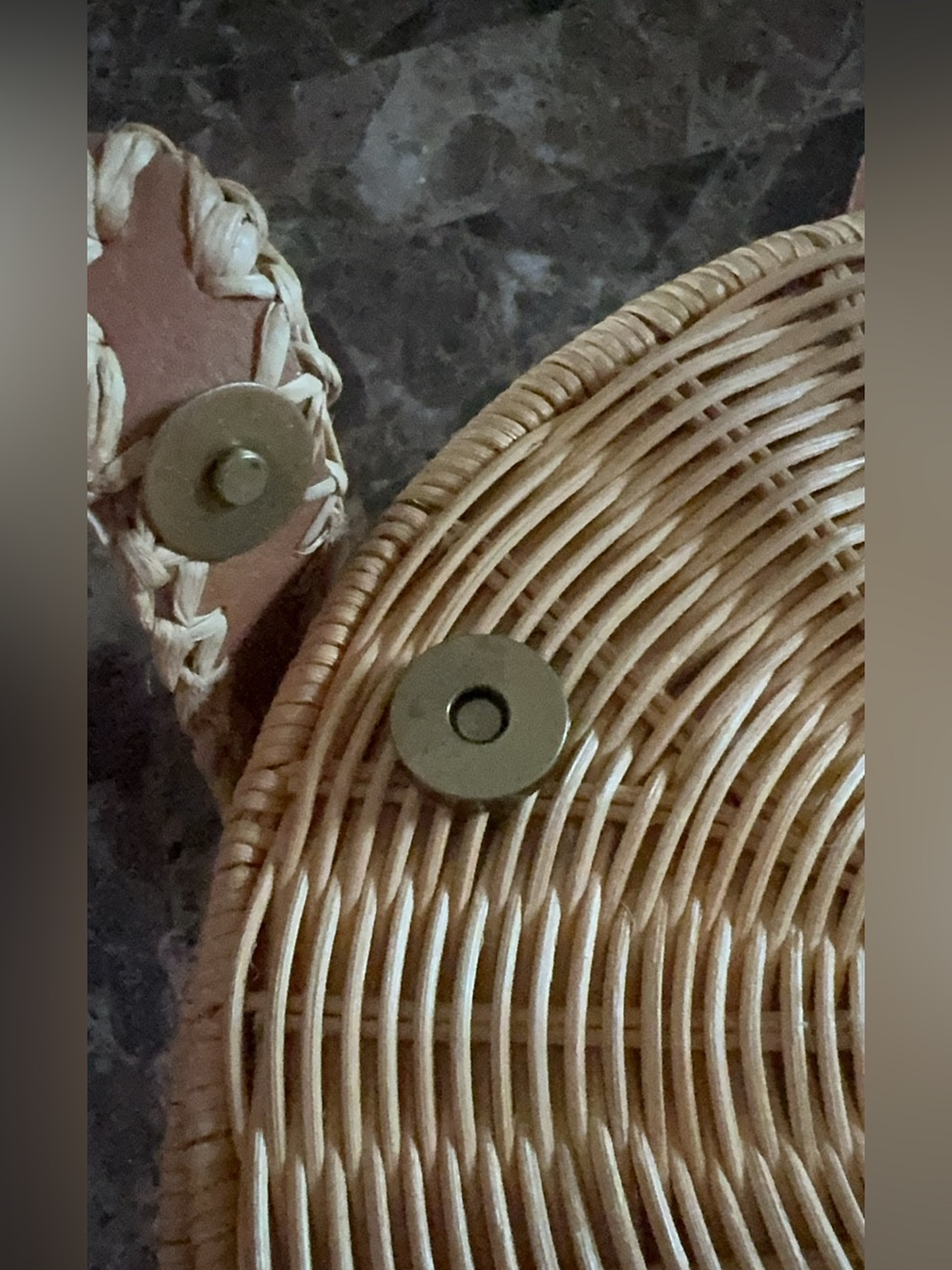 Universal Thread Rattan Circle Crossbody Bag 🌾☀️ - Picture 3 of 11